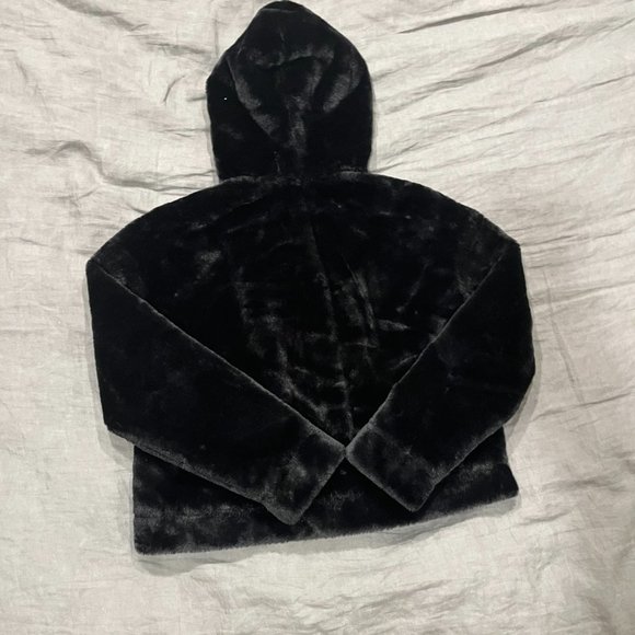 Fur UGG Coat/Jacket - Picture 5 of 6